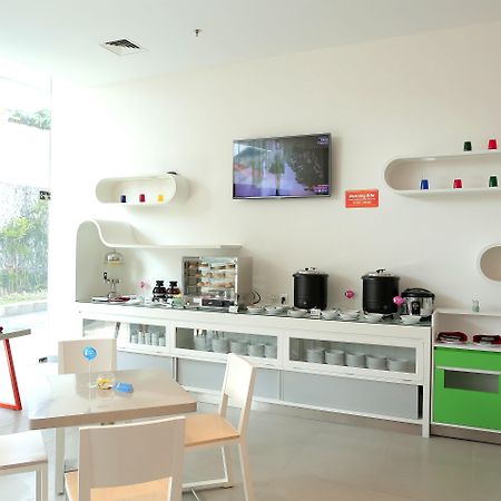 Pop! Hotel Gubeng Surabaya Exterior photo