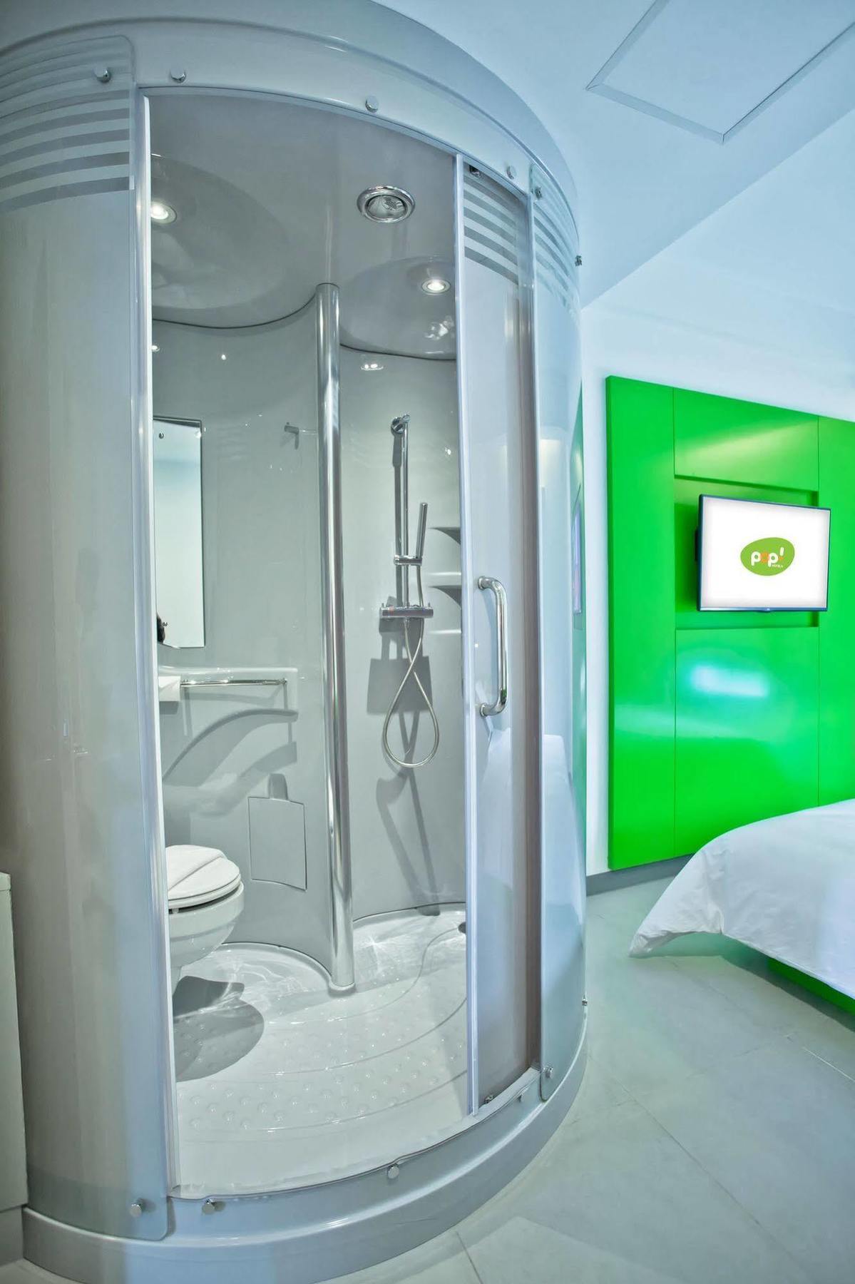 Pop! Hotel Gubeng Surabaya Exterior photo